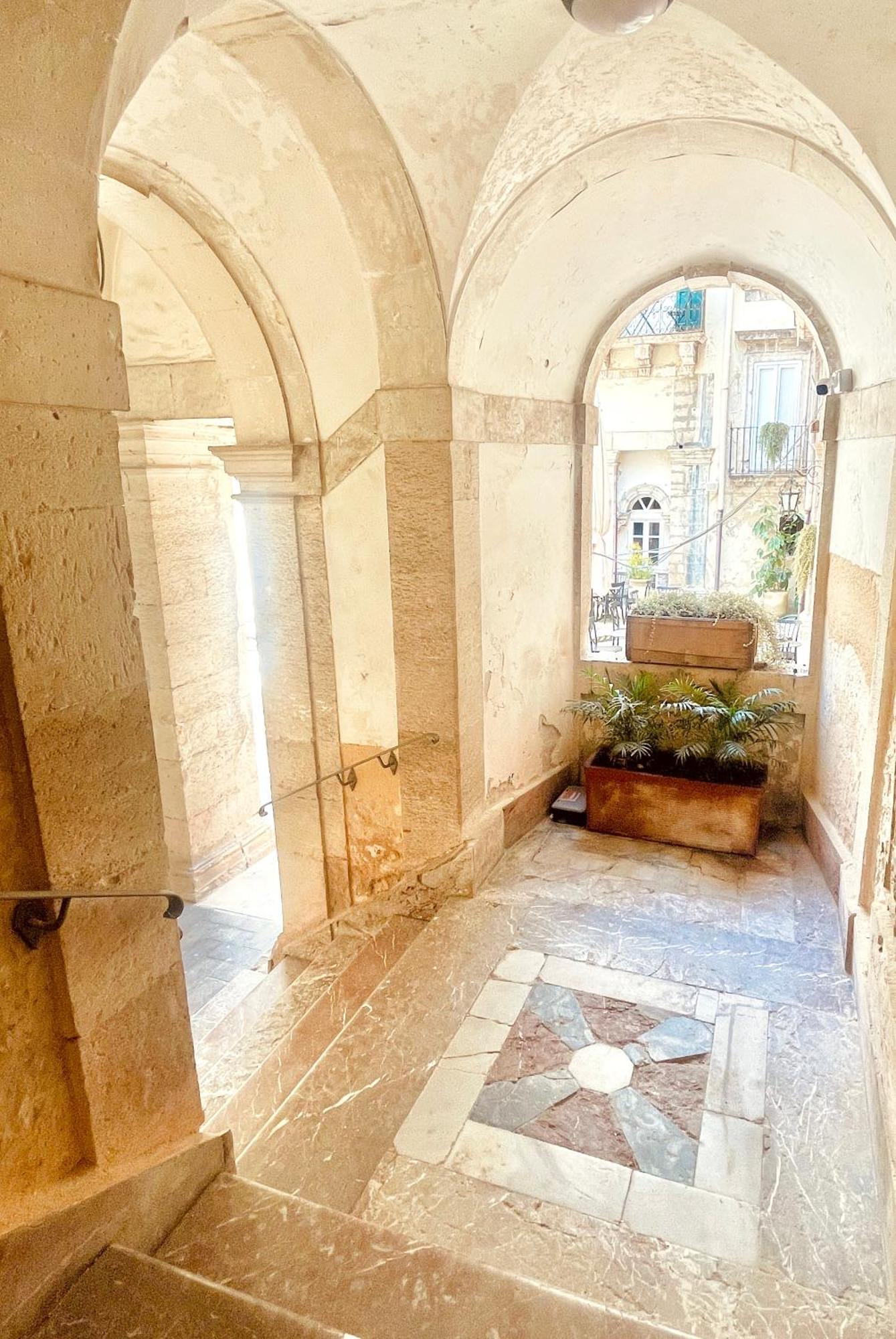 Loggiato Verga Luxury By Bed&Bros Syracuse Extérieur photo